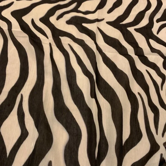 Scarf - Picture 4 of 8